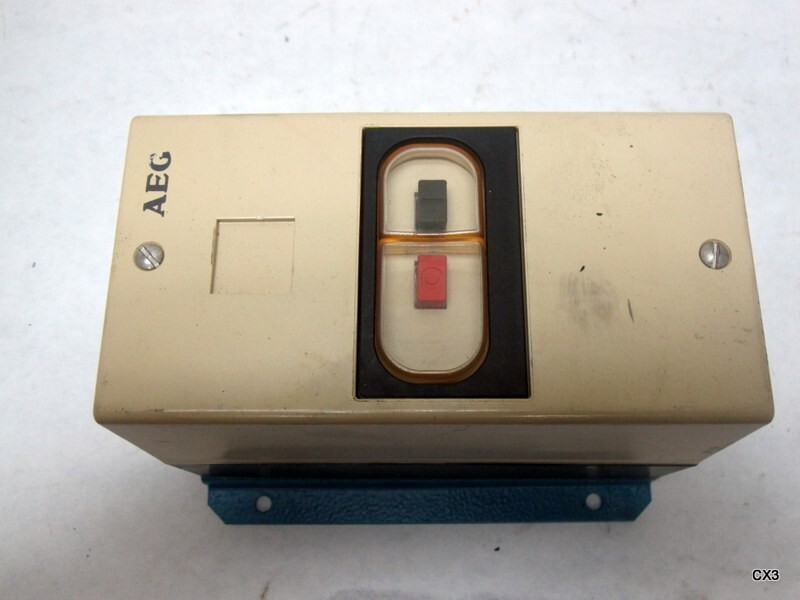 AEG Industrial Equipment Toggle Box with In and Out Connectors