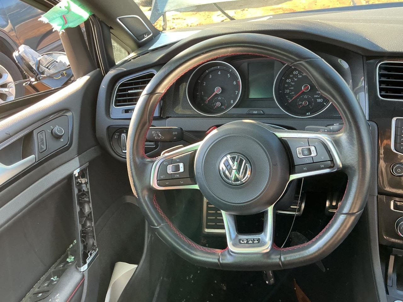 GTI 2017 Glove Box 4959866