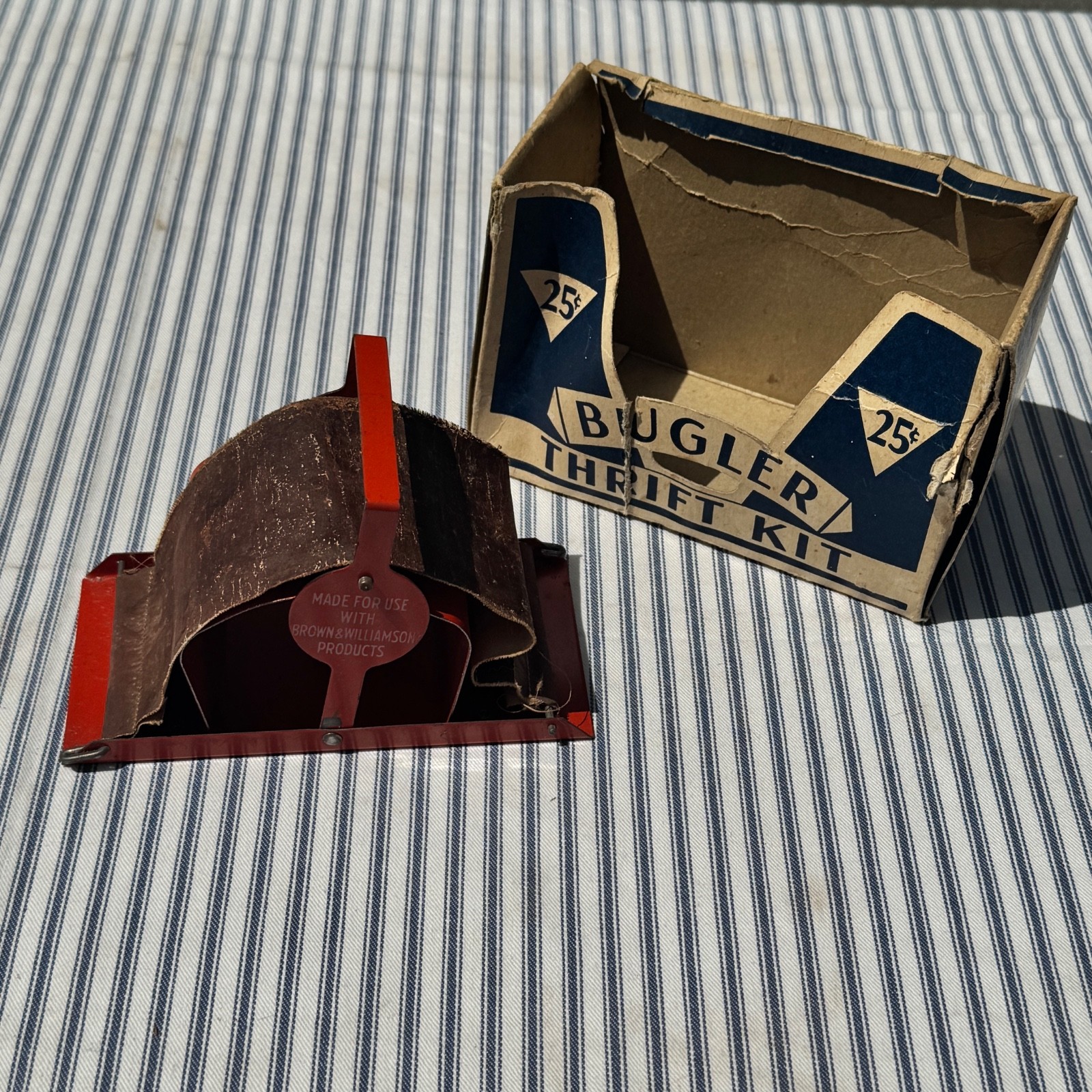 Vintage Bugler Cigarette Rolling Machine Bugler Thrift Kit With Original Box