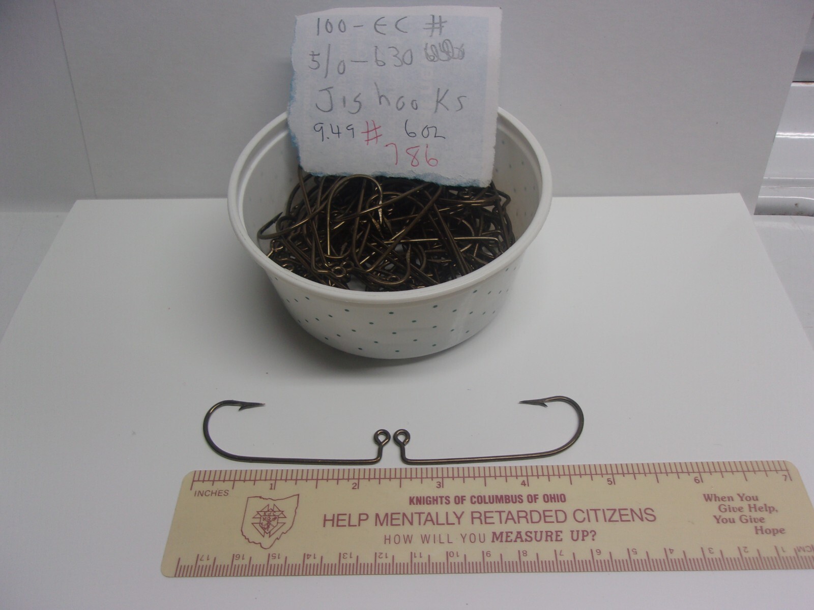 100 Eagle Claw # 630 M-5/0 Bronze Jig Hooks For Do-It Molds # 786