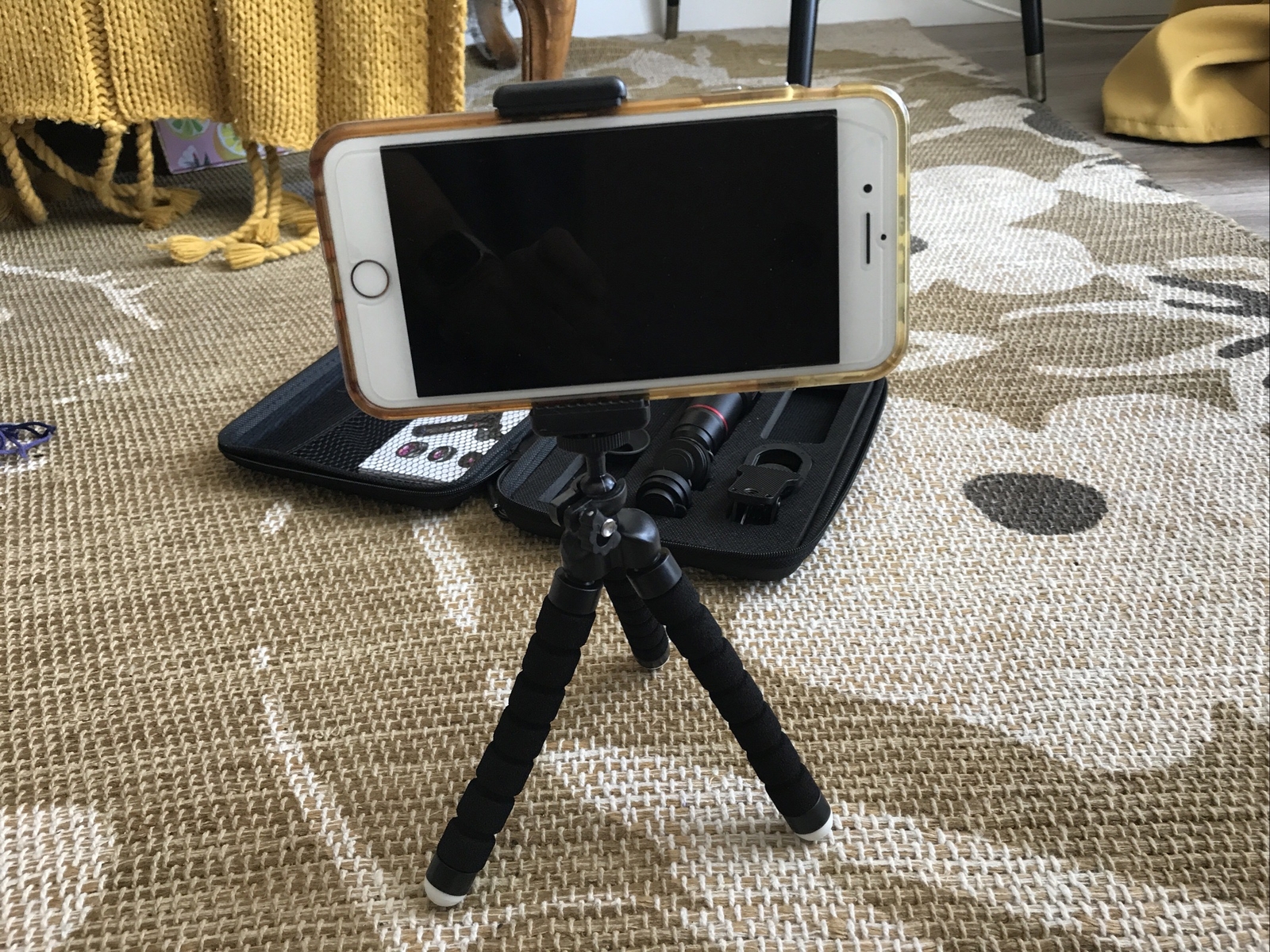 Mactrem 3 Camera Lenses Kit with Tripod for Smart Phone Camera