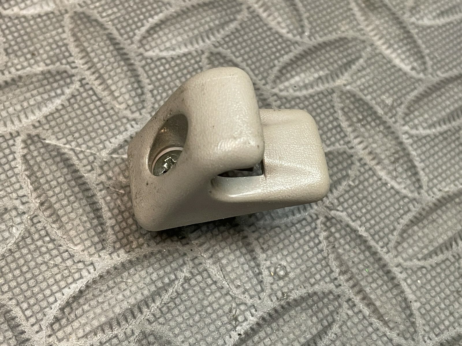 Toyota 4Runner Tacoma Truck Celica Sand Stone Gray visor clip 2000 2001 2002 03