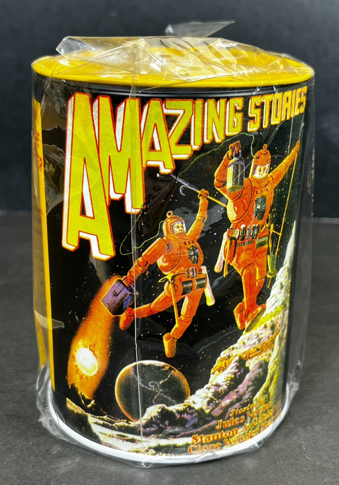 Vintage Sci-Fi Pulp Tin PENCIL HOLDER Can Amazing Stories Astronauts Japan 4.5"