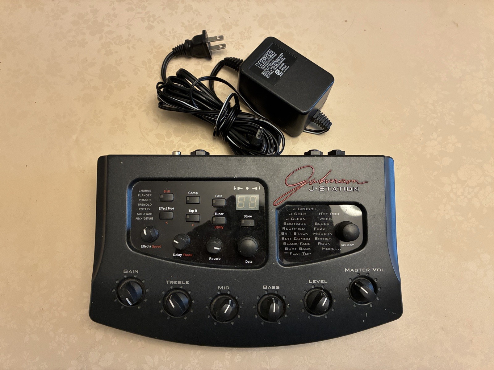 Johnson J-Station Guitar & Bass Amp Modeler Multi-Effects Processor w/ PSU