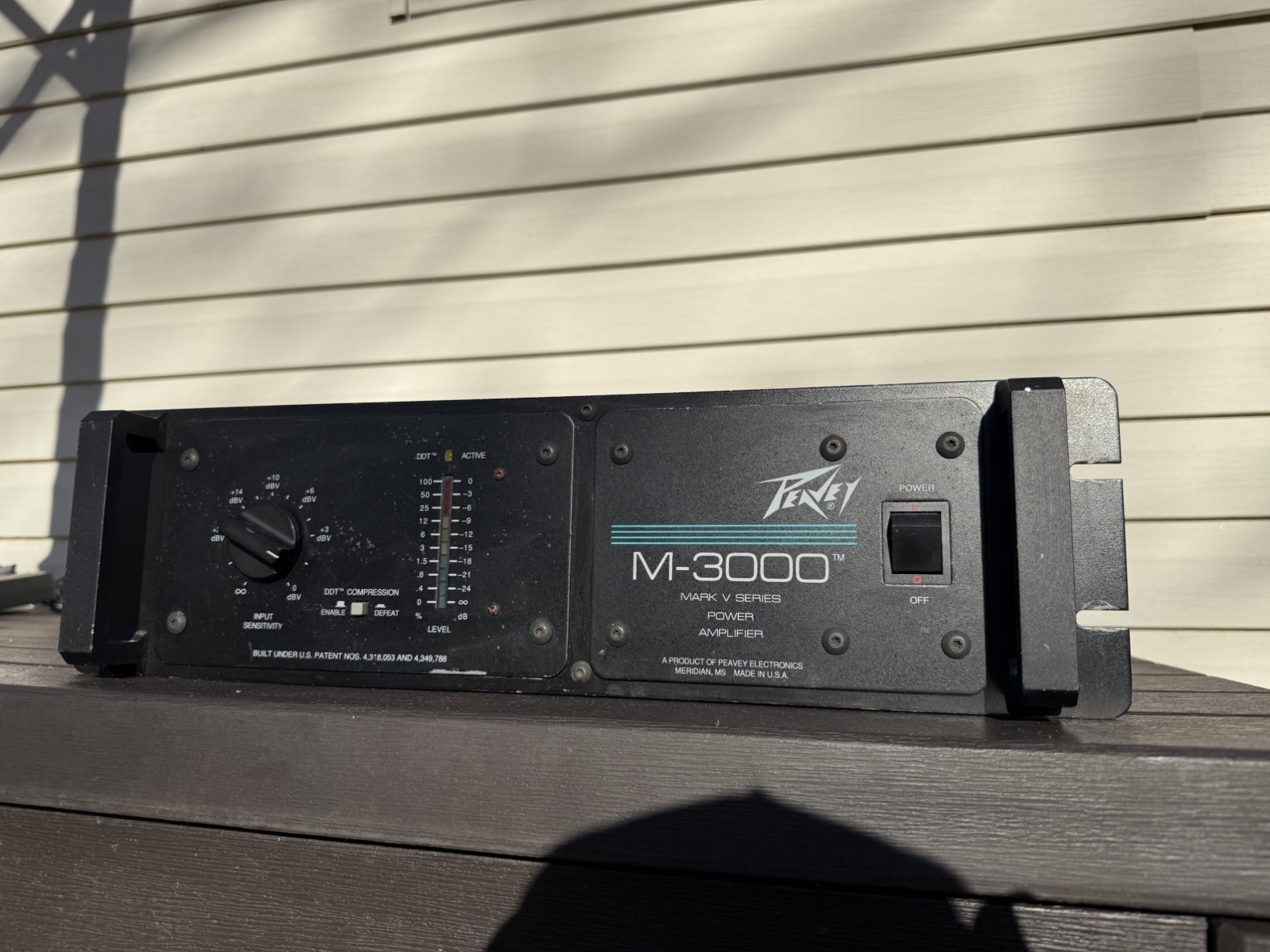 Peavey M-3000 Rack Mount 300W Power Amplifier Working