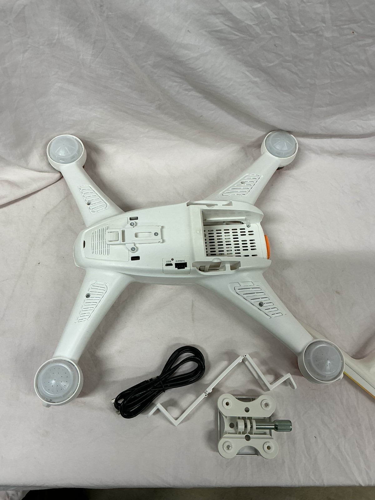 Chroma Blade BLH8680 Drone Camera Drone Ready Bind N Fly Go Pro Complete