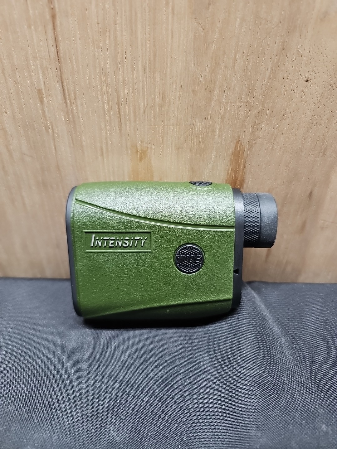 Cabela’s Intensity 1300 Laser Range Finder No Power AS-IS For Parts