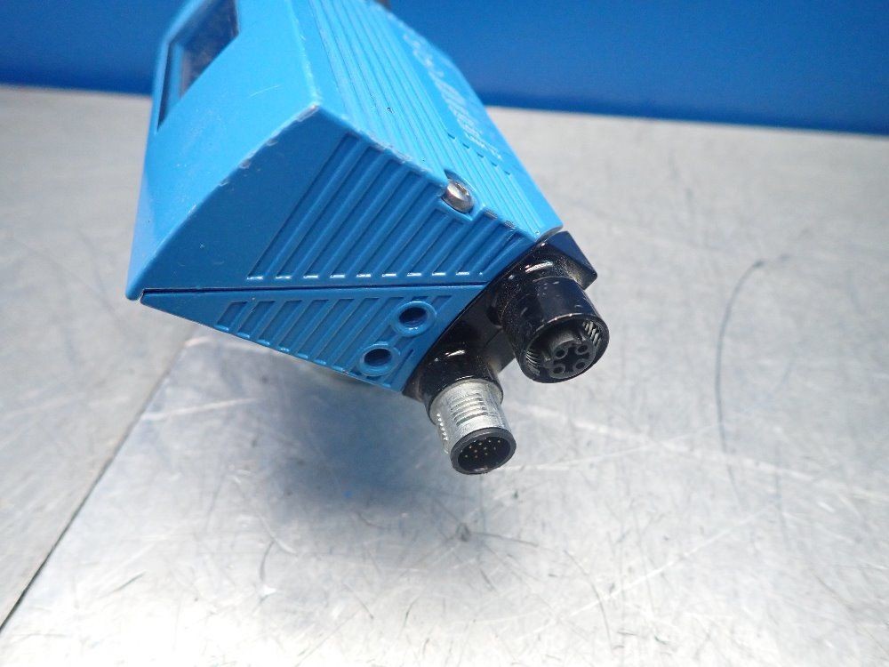 SICK CLV650-08300A FIXED MOUNT BARCODE SCANNER W/BRACKET... 06251240027
