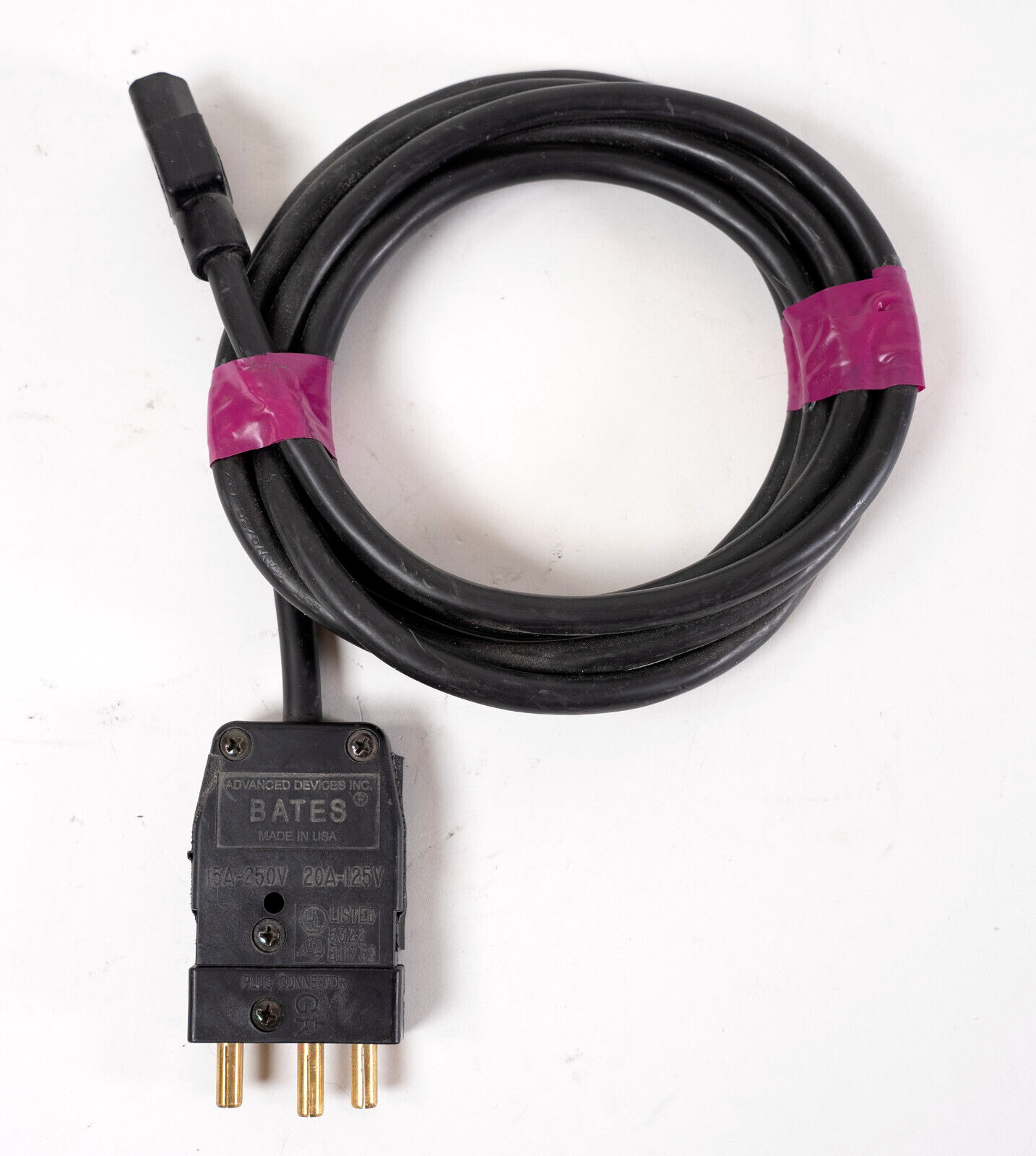 Bates Stage 3-Pin Male Connector to 6' C13 Plug 15A-250V 20A-125V, 14 AWG, 6 Ft