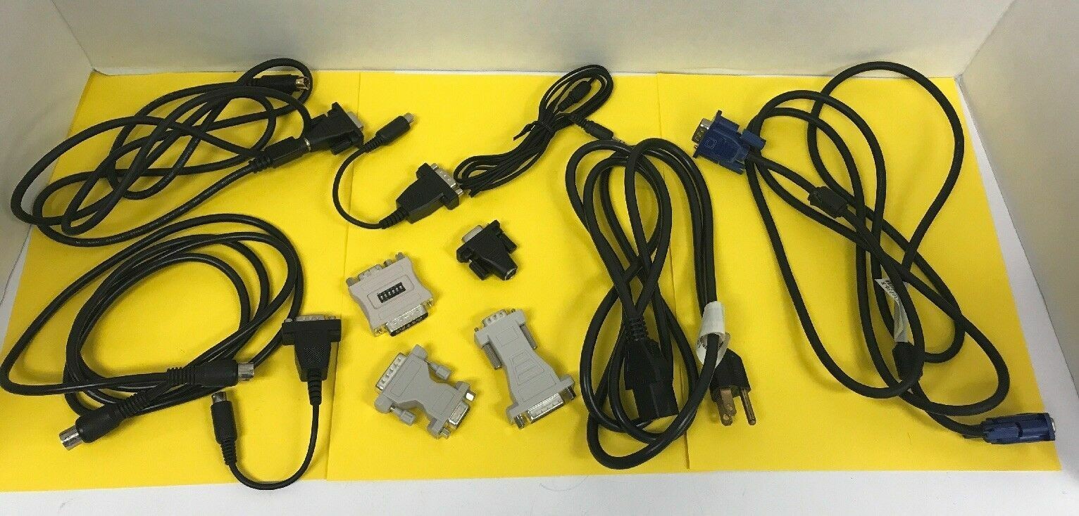 CTX EZPro 580 LCD PROJECTOR w/ CASE, CORDS, ADAPTERS (PREOWNED)