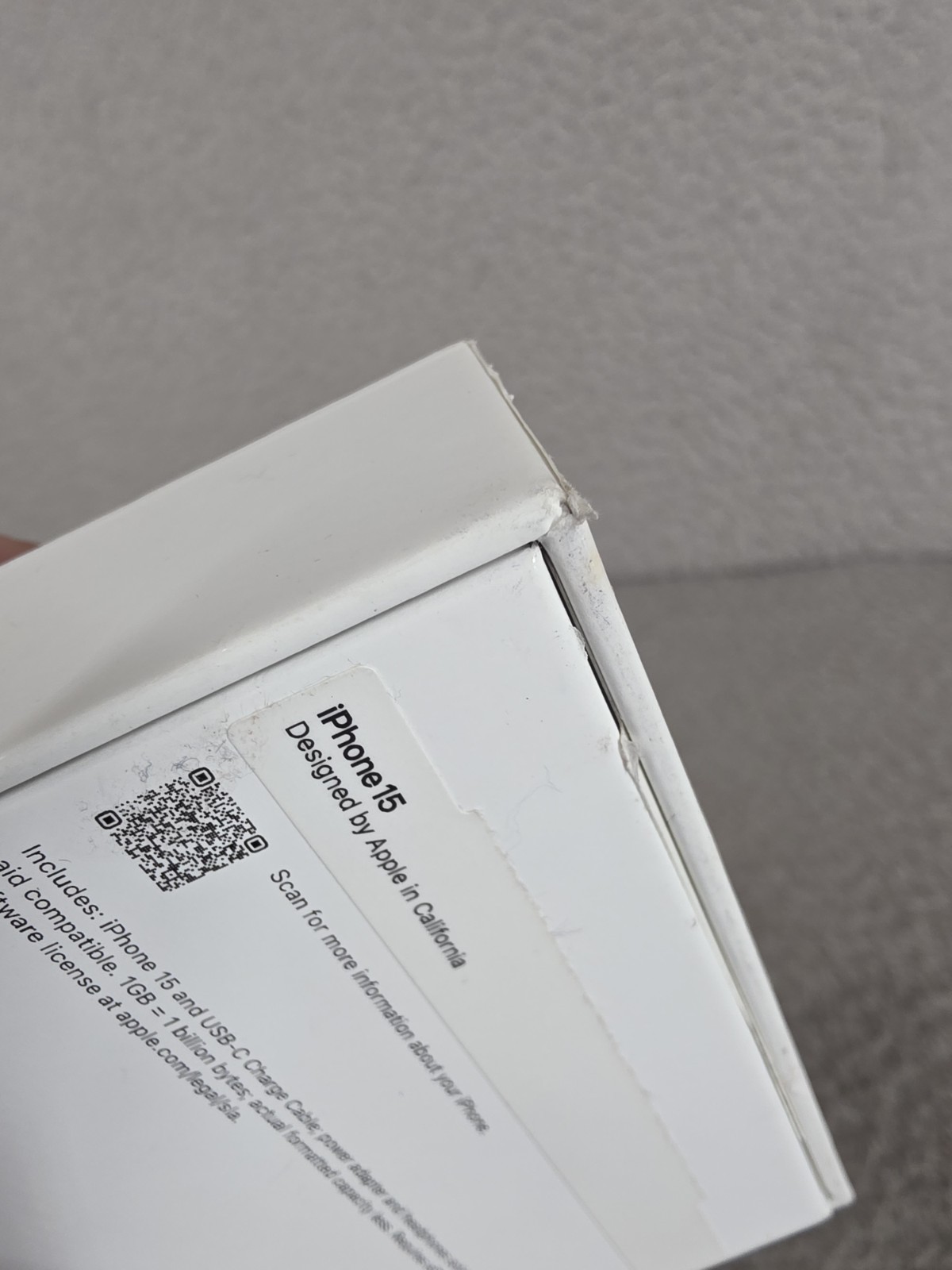 iPhone 15 Empty Box