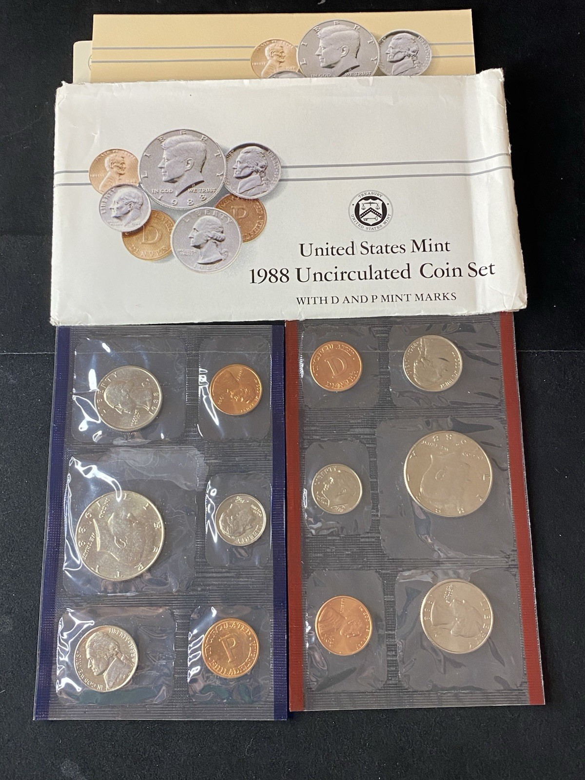 US Mint 1988 Uncirculated Coin Set Denver & Philadelphia OGP & COA Free Shipping