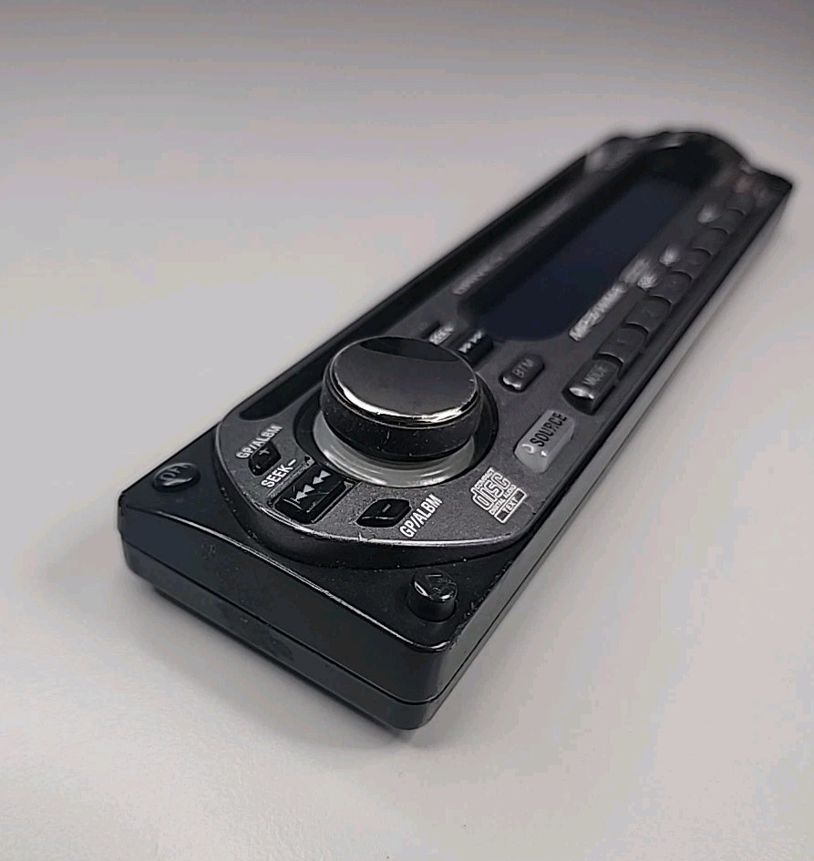 Sony CDX-GT200 Detachable Face W/Case & Bezel Only Untested