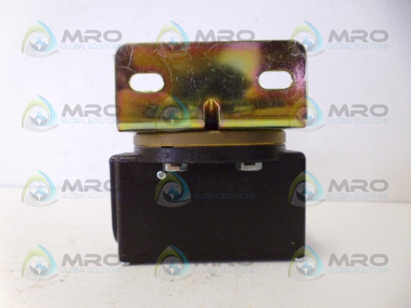 BAILEY & MACKEY 108 PRESSURE SWITCH 5-160 PSI NSNP