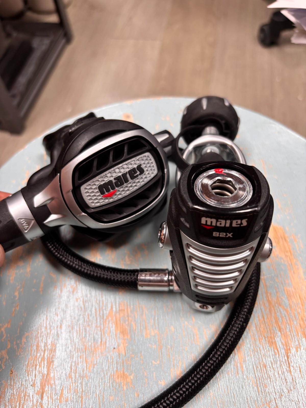 Mares Ultra ADJ 82X Regulator First (yoke) & Second Stage – Excellent Condit