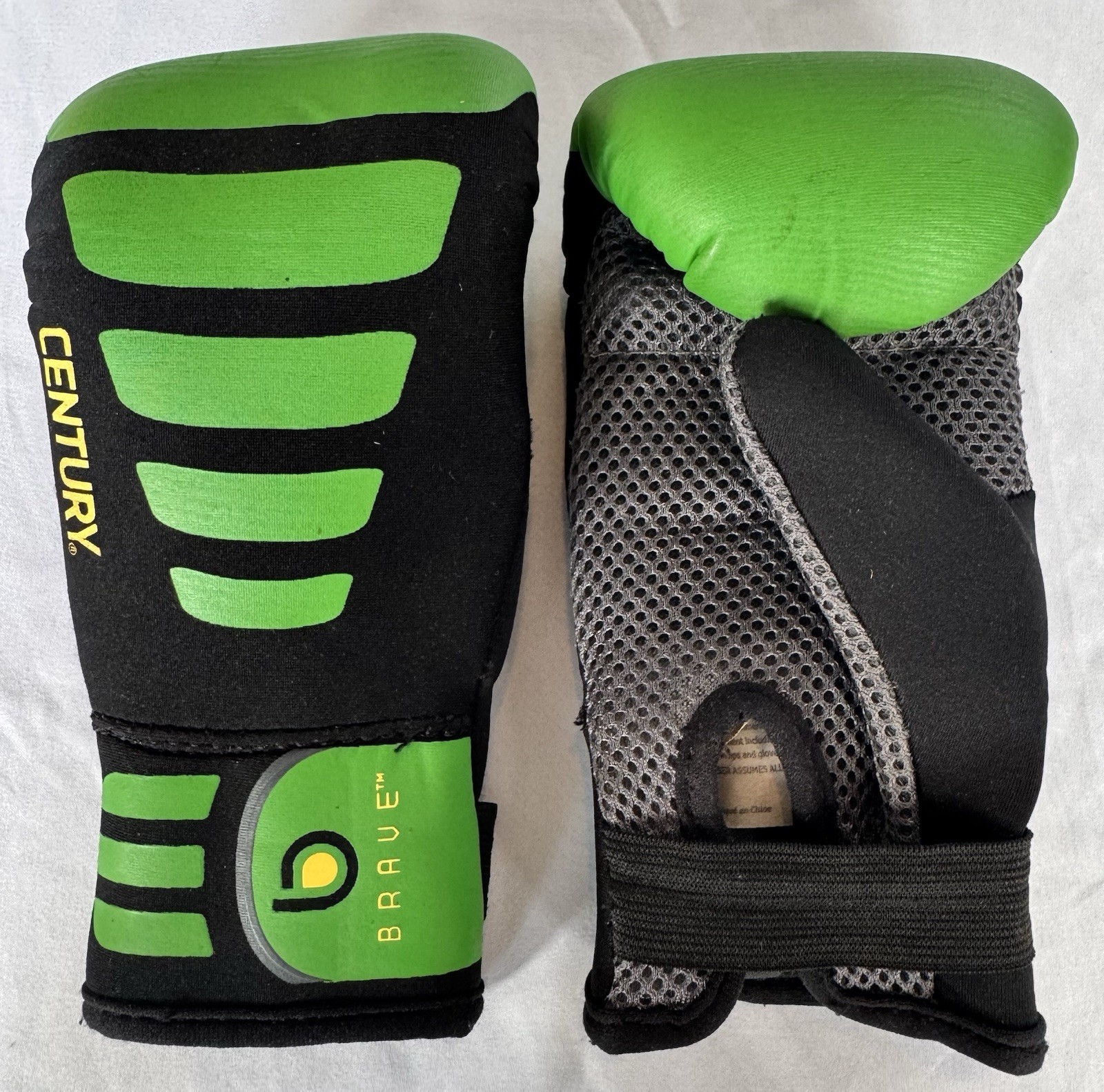 Century Youth MMA Gloves Green Black Sparring Training Boxing Gloves Kids