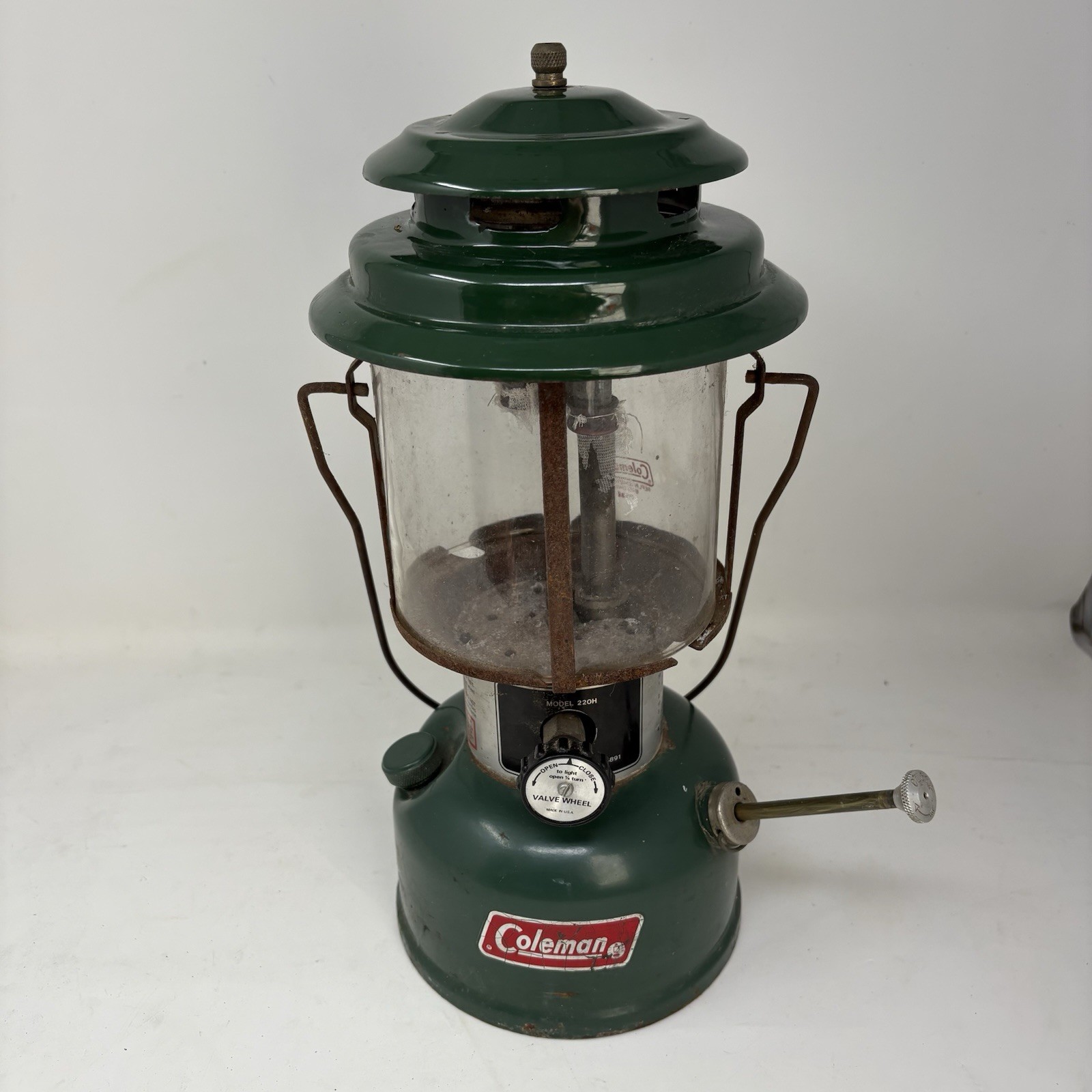 Vintage Coleman 220H Double Mantle Lantern Green Gas Camping Lamp Made In USA