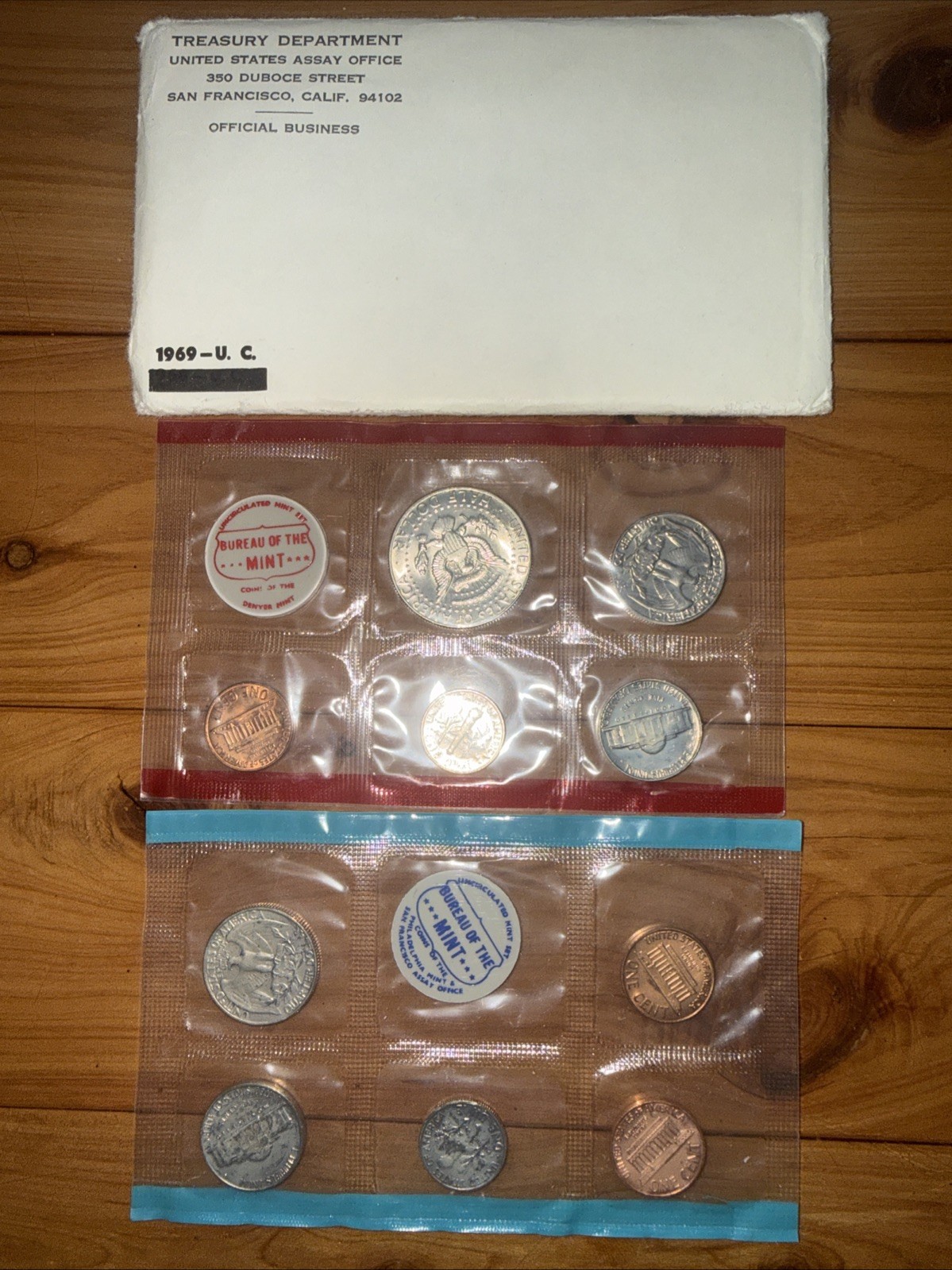 1969 P & D US Mint Uncirculated Set 5 Coins OGP Original Envelope BU