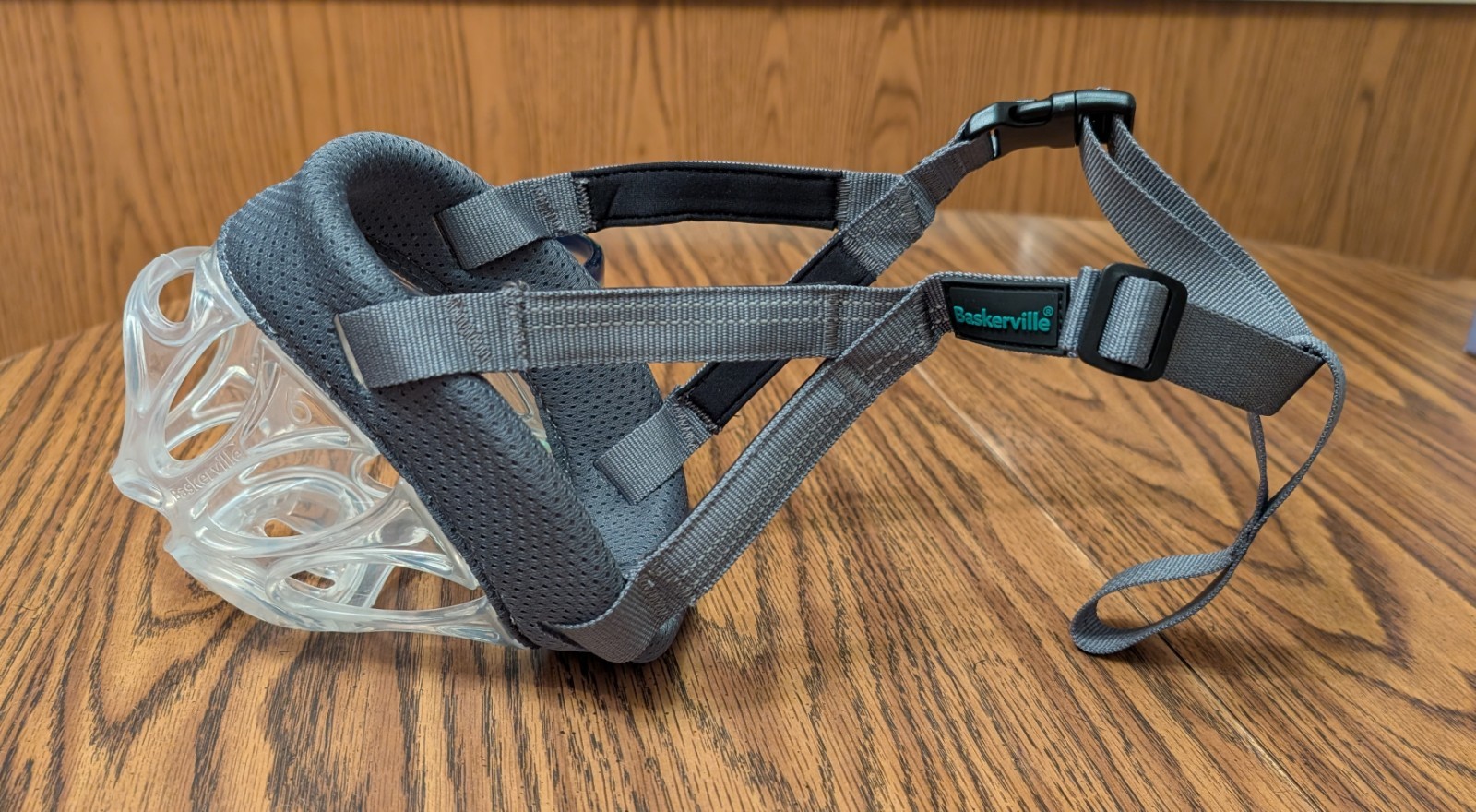 Baskerville Invisa Dog Basket Mussel Size 6- Grey Large Dog-New, Unused