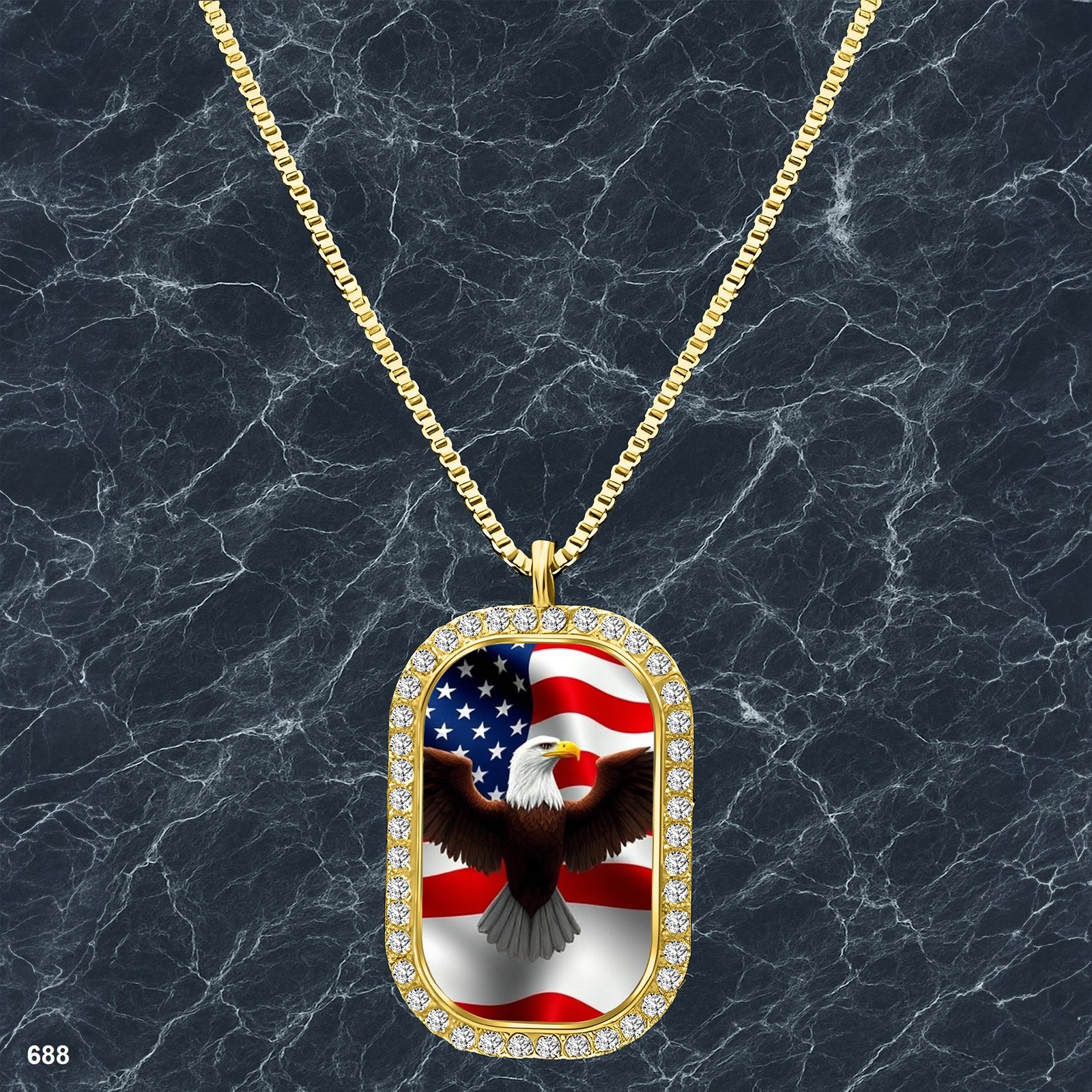 Amazing USA American Flag Pendant Necklace Picture Design Radiant Gold Tone Acce