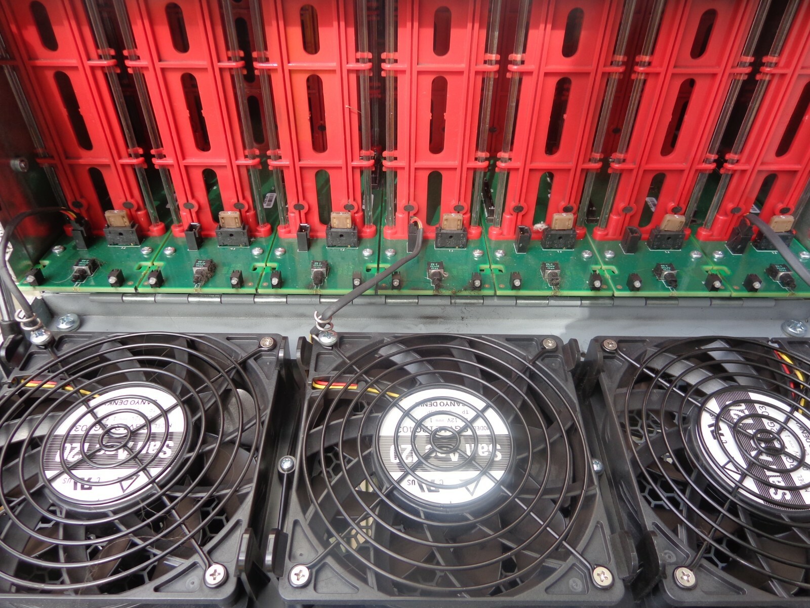 NEXSAN TECHNOLOGIES SATABeast G00-00000ADRG/US STORAGE ARRAY AS-SXRL-56 AS IS