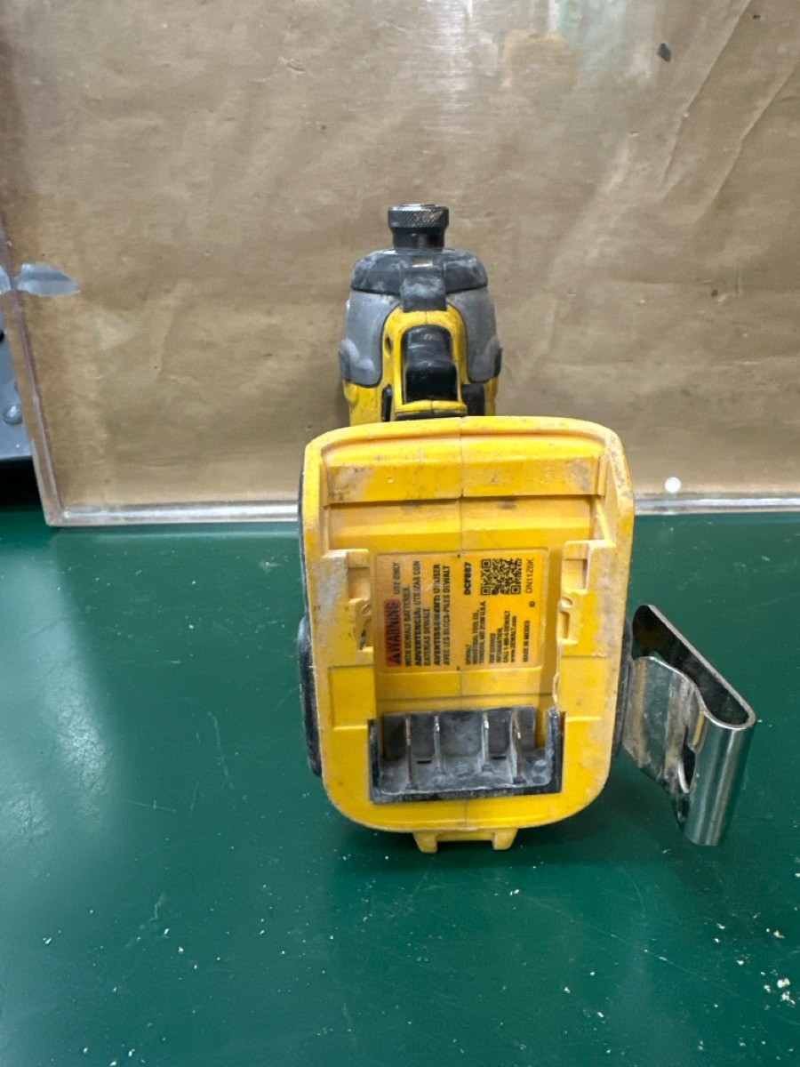 DeWalt DCF887 20v XR 1/4" Hex Impact Driver (Tool Only) (E10051145)
