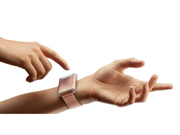 New Embr Labs Wave 1 Rose Gold Bracelet Wearable Warming and Cooling + Charger