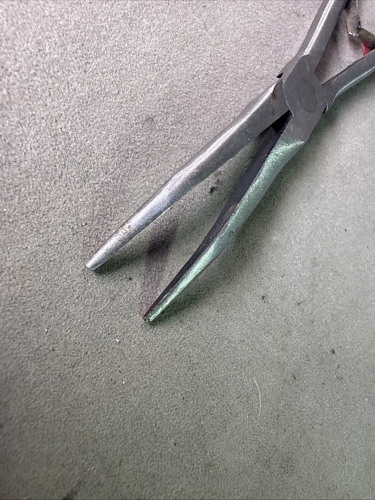 Mac Tools 7" Curved Nosed Smooth Pliers P301714