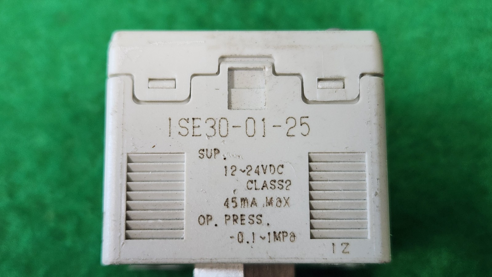 SMC ISE30-01-25 Digital Pressure, USED