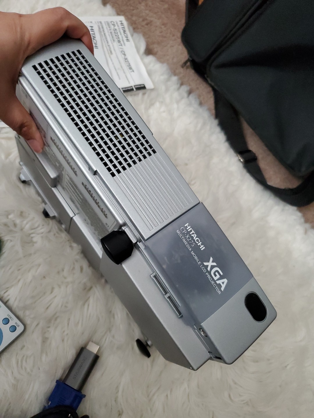 Hitachi XGA CP-X275 Multimedia Mobile LCD Projector Tested