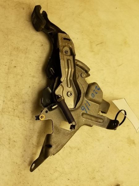 2005 TOYOTA TACOMA 4.0L 4WD AT EMERGENCY BRAKES PEDAL ACTUATOR
