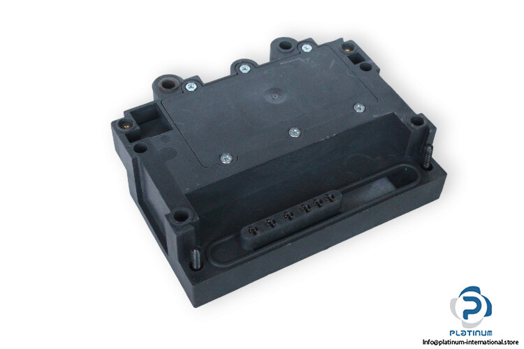 SIEMENS 782 2011 01 DIGITAL CONTROLLER BASE MODULE_782201101 SIEMENS  07906 0