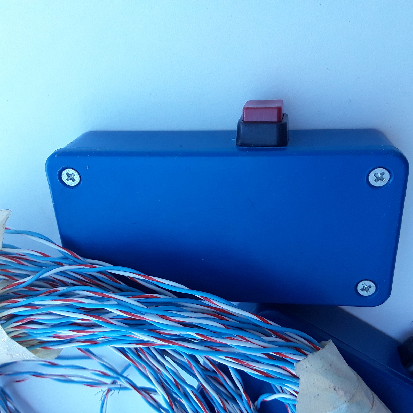 Wirings Wires With 2-Outlets Red Push Button