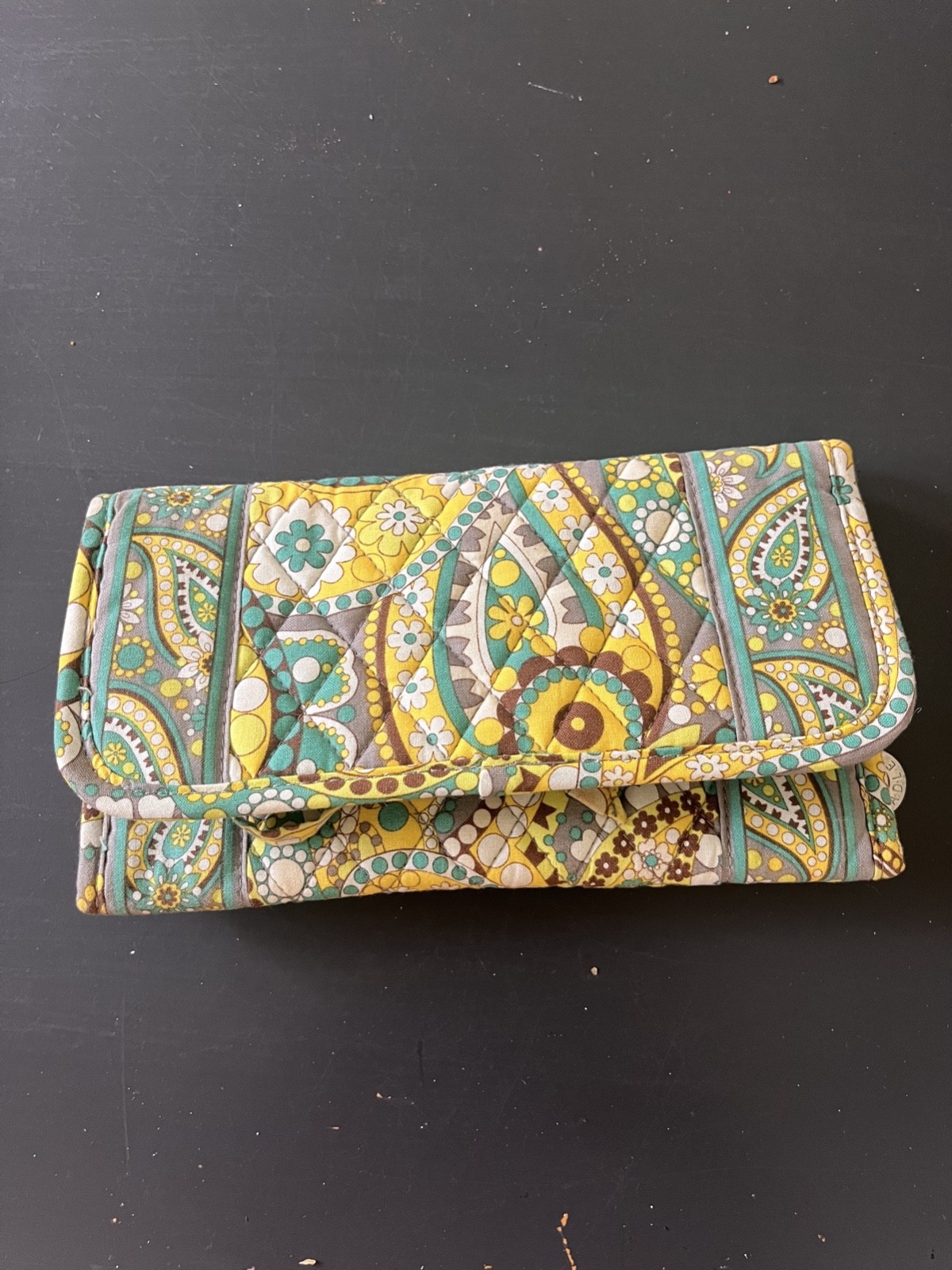 Vera Bradley Jewerly Roll case, beautiful green colors and fun design.