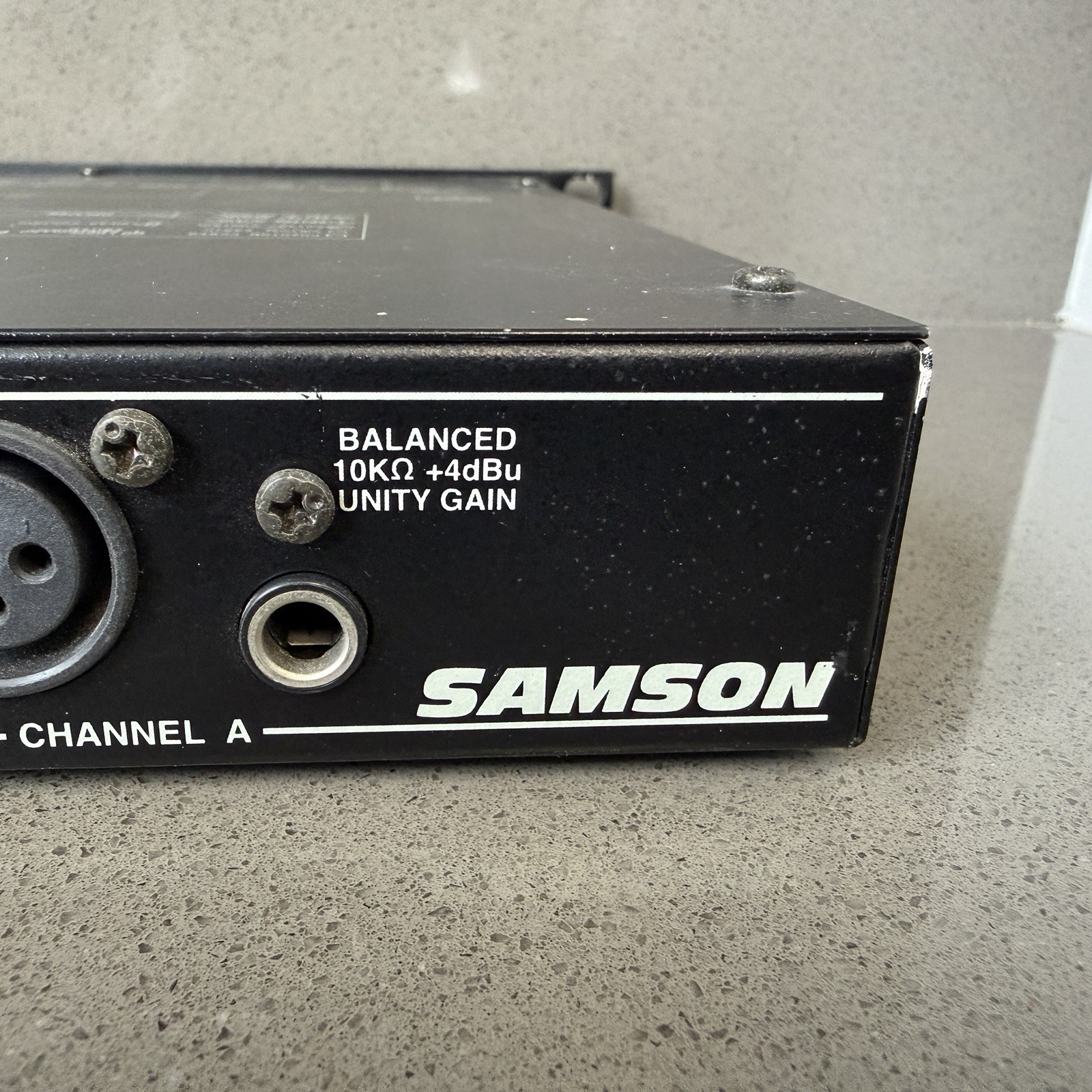 Samson E30i Dual 15 Band Graphic Equalizer Constant Q Rack Mount EQ XLR 1/4”