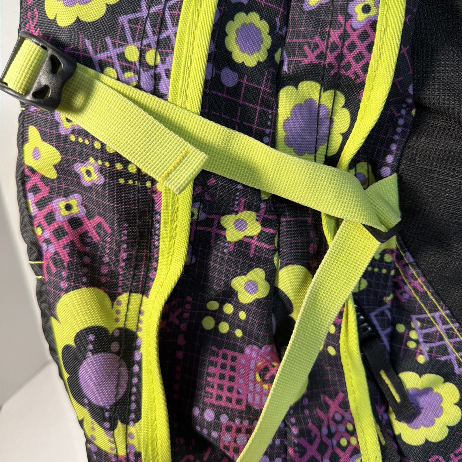 High Sierra 2011 Suspension Strap System Backpack