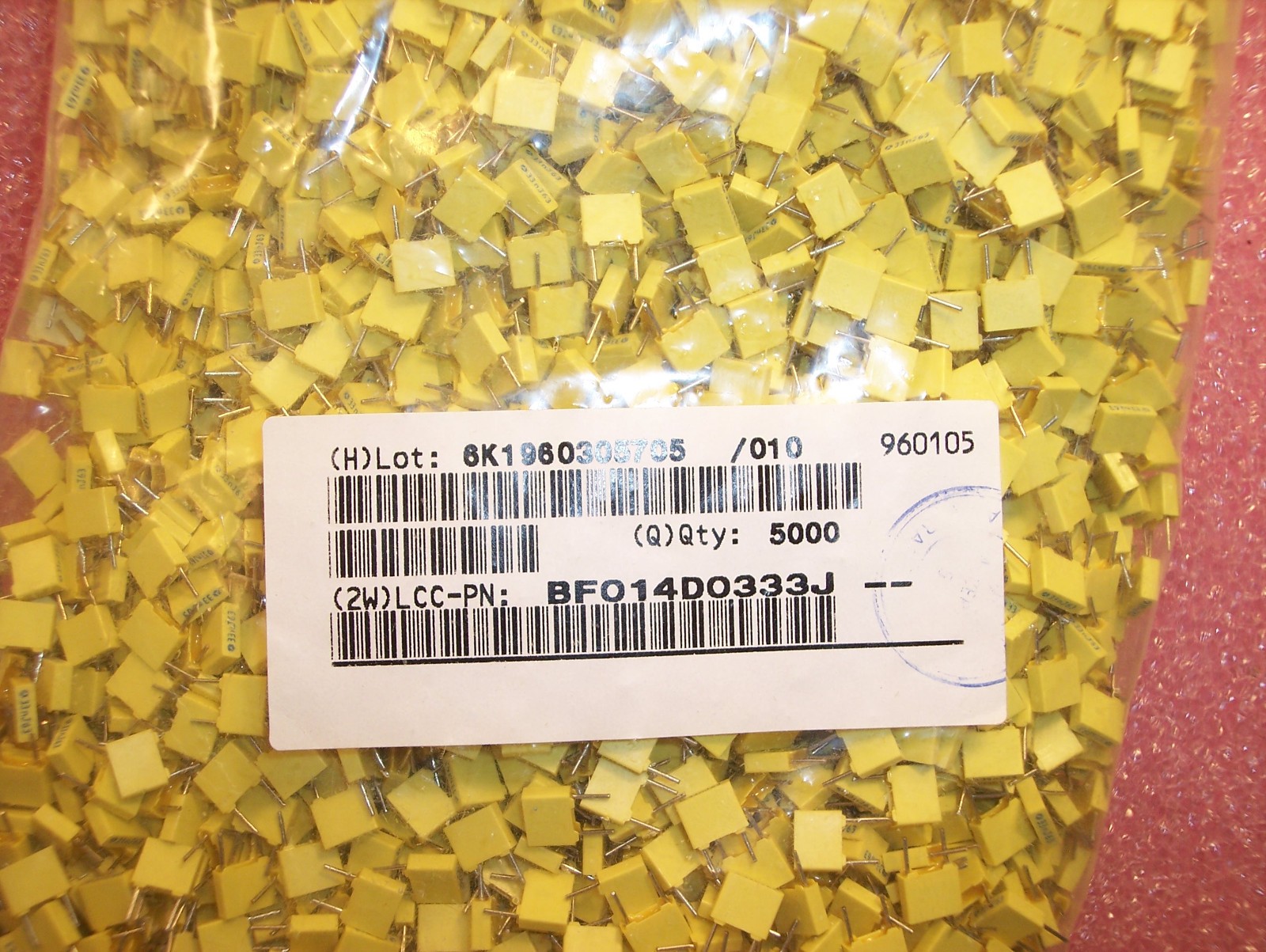 QTY (5000) .033uf 50V-63V 5% METALLIZED POLYESTER FILM CAPACITORS BF014D0333J