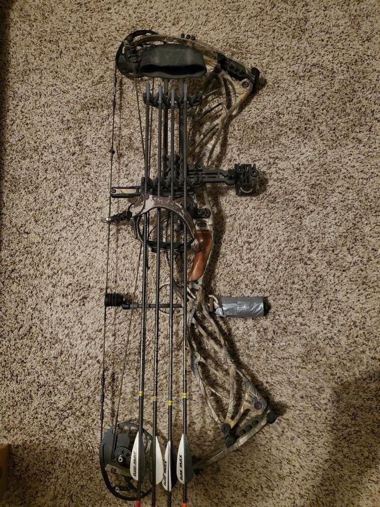 hoyt defiant 34 Compound Bow