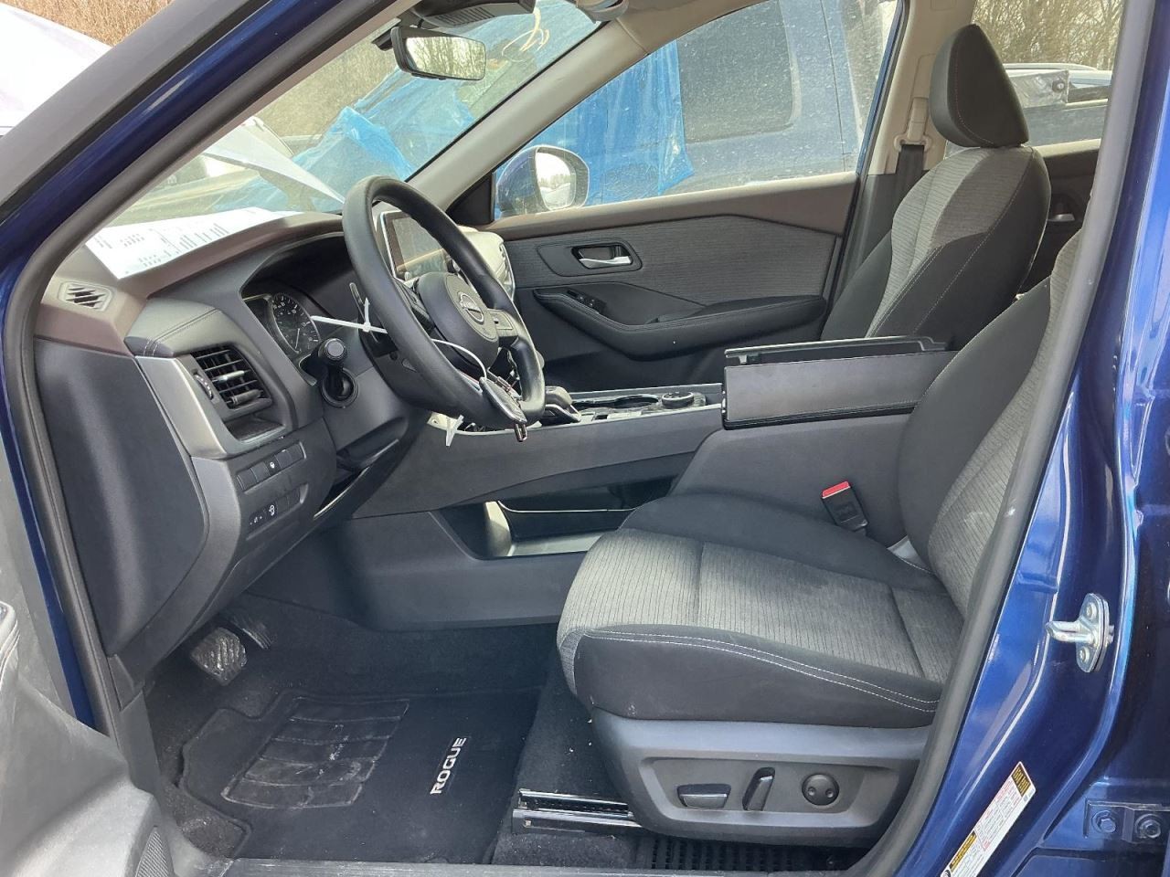 ROGUE 2023 Glove Box 4943973