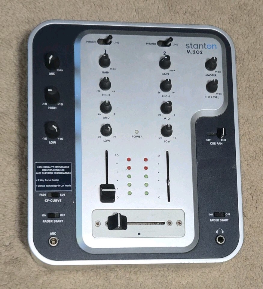 Stanton M.202 DJ Mixer 2 Two Channel Mixer WORKS no power cord, missing knobhead