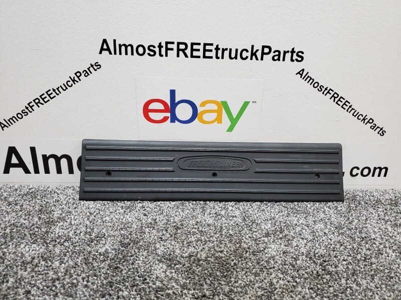 FRONT DOOR COVER TRIM PANEL off a 2020 Freightliner 18-69143-000 - FREE SHIPPING