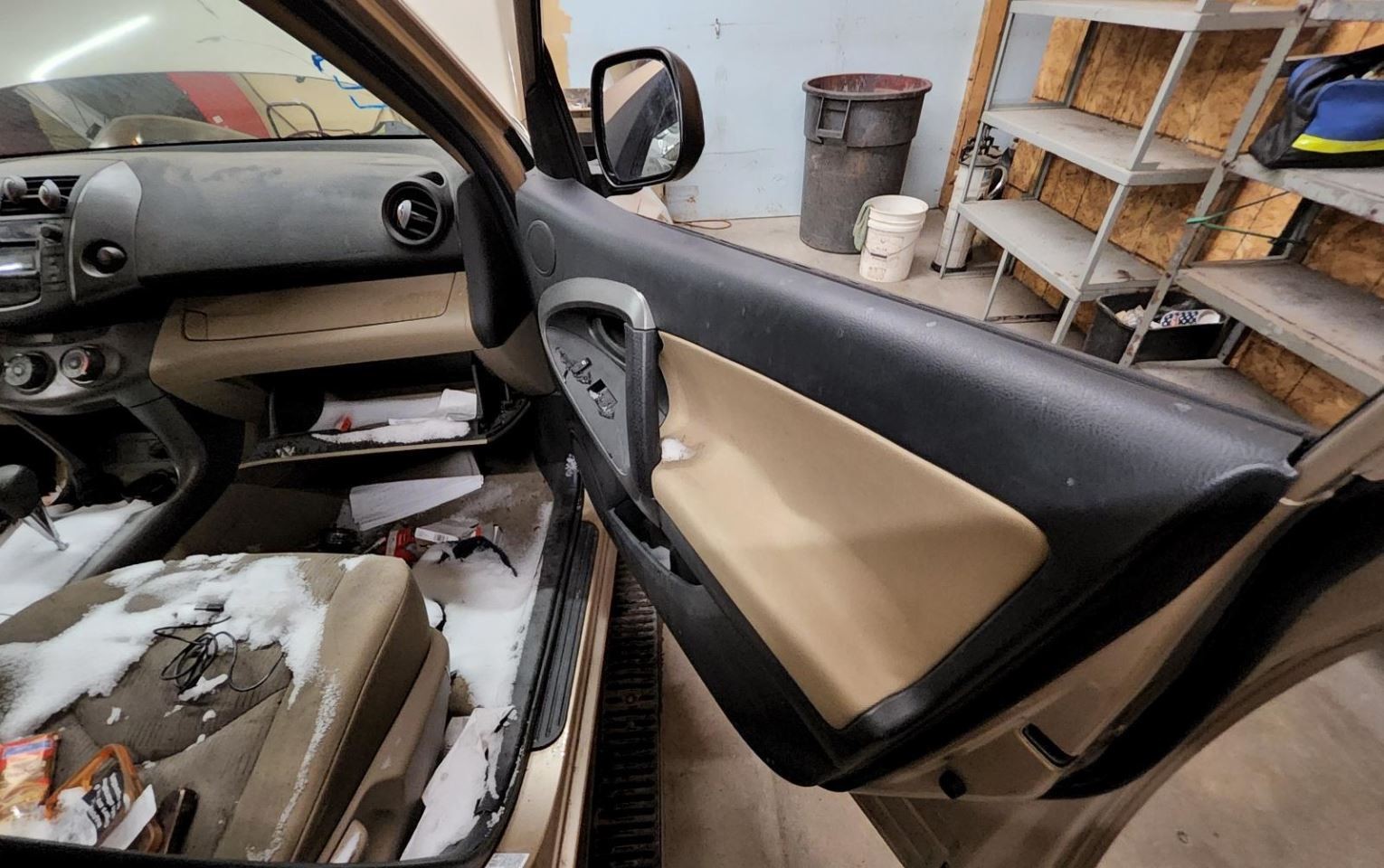 Toyota RAV4 2006-2014 Left Quarter Panel Used 1215