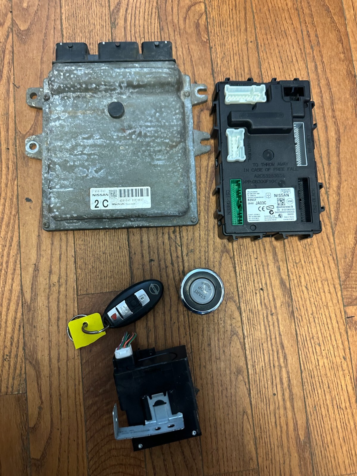 2010 NISSAN MAXIMA OEM BCM ECM Engine Computer Ignition Reader Push Start FOB