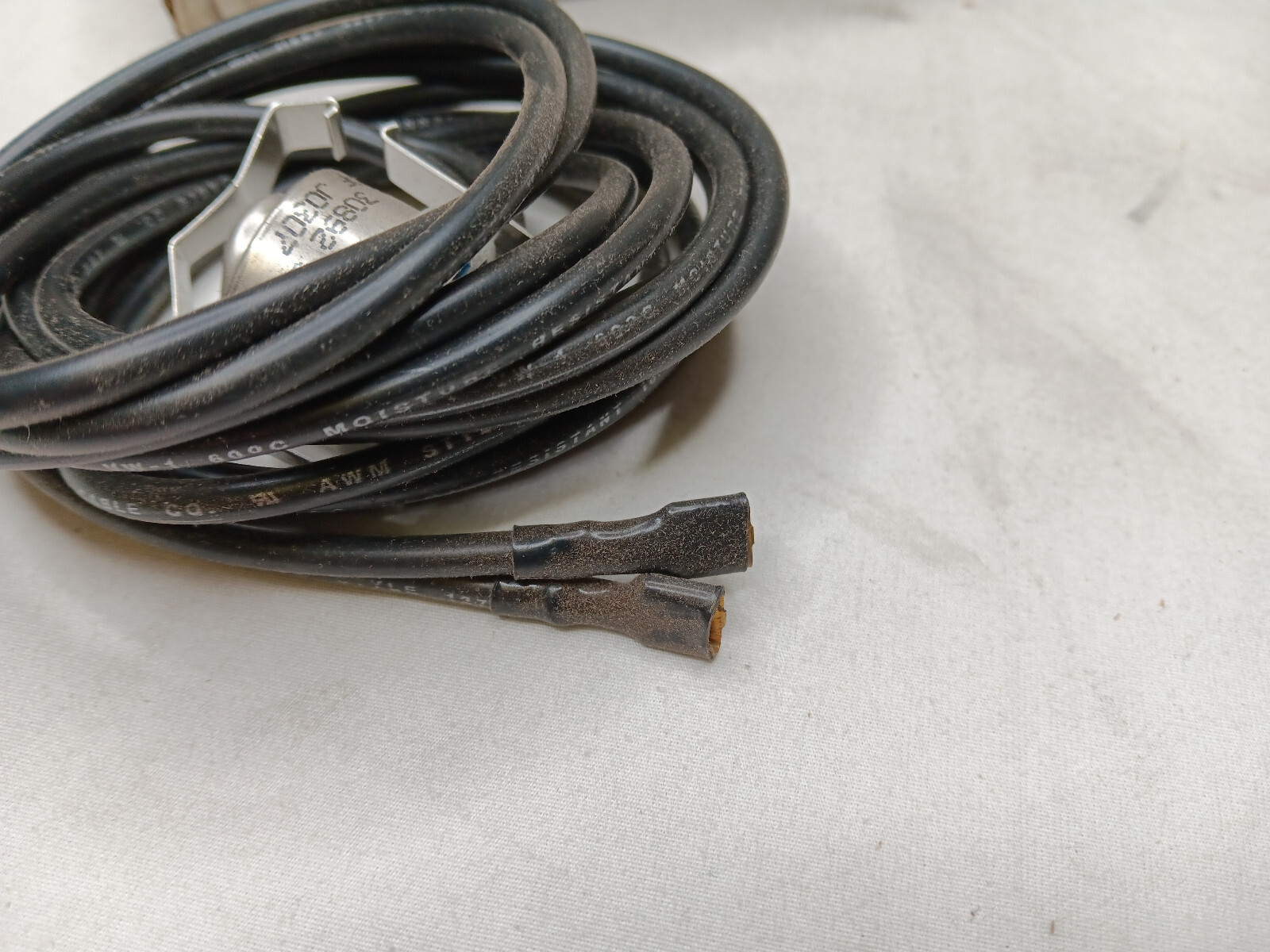 36327B006 Thermostat Switch