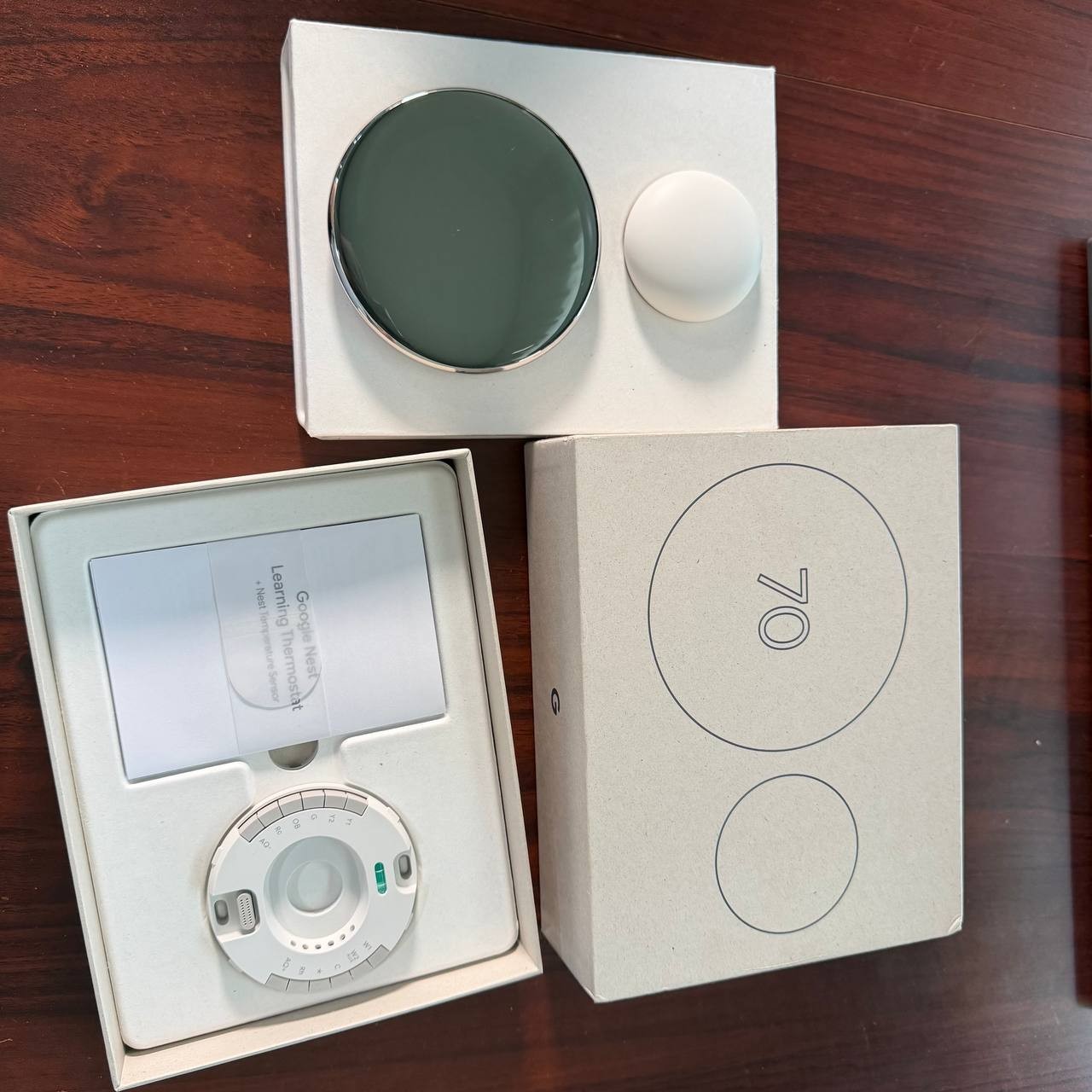 Google Nest Learning Thermostat 4th gen w/ Temperature Sensor - Polished Silver