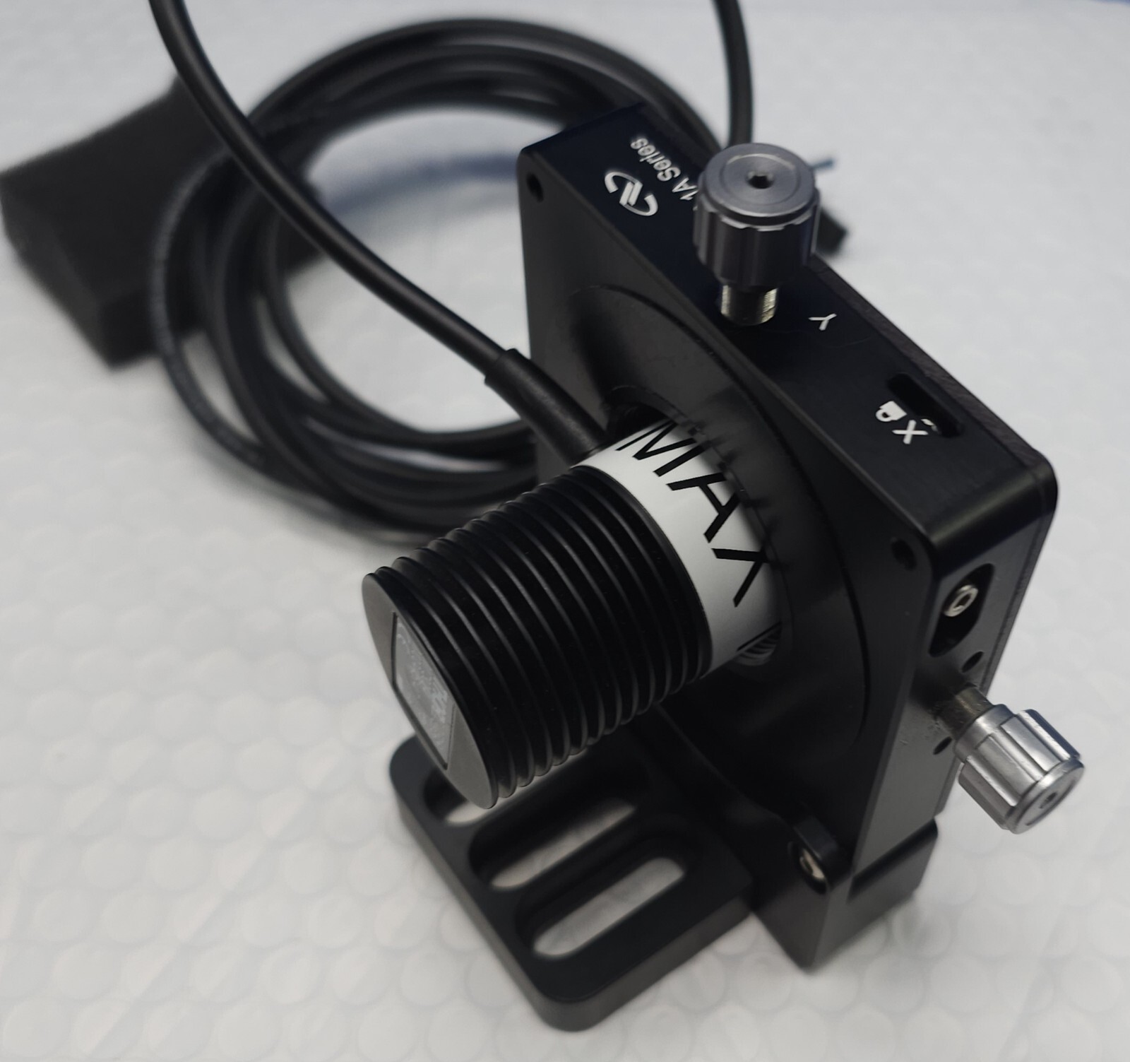 Thorlabs M30L4 LED Light Source with Newport LP-1A Laser Mount, Model M00445147