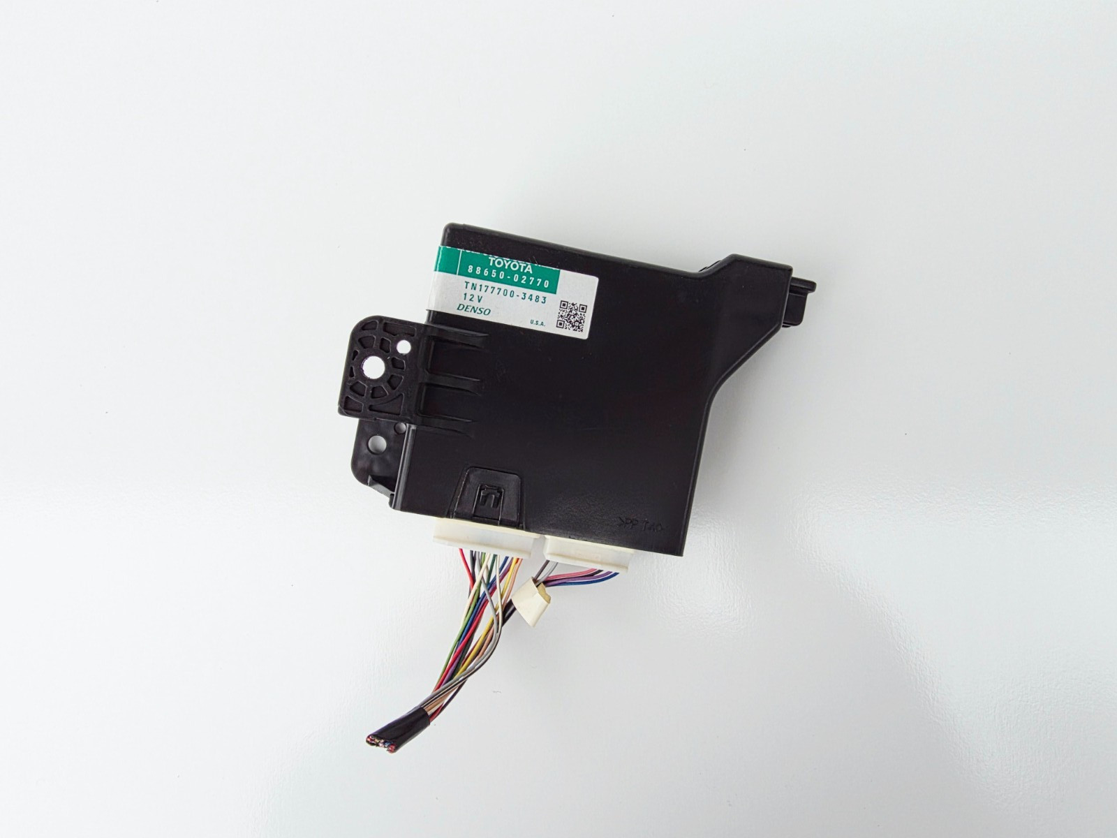 2011 2012 2013 Toyota Corolla Matrix AC Amplifier Control Module 88650-02770