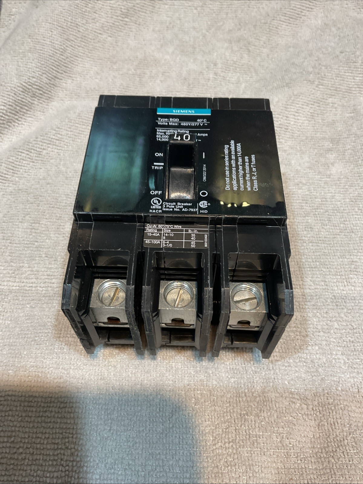 Siemens BQD340 3 Pole 40Amp, 480V Circuit Breaker - Black