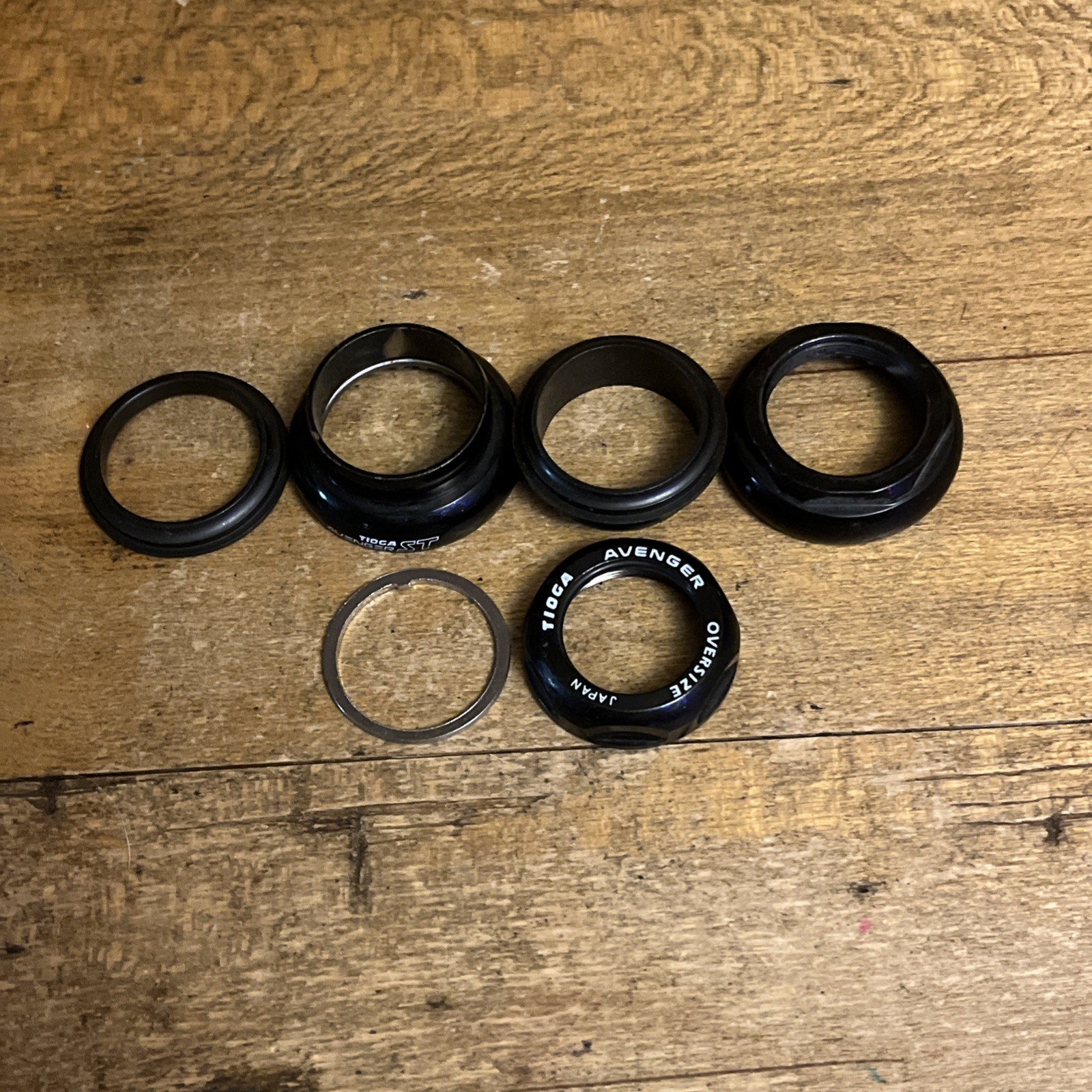 NOS Tioga Avenger ST Oversized 1-1/8” Threaded Headset ~no Packaging~