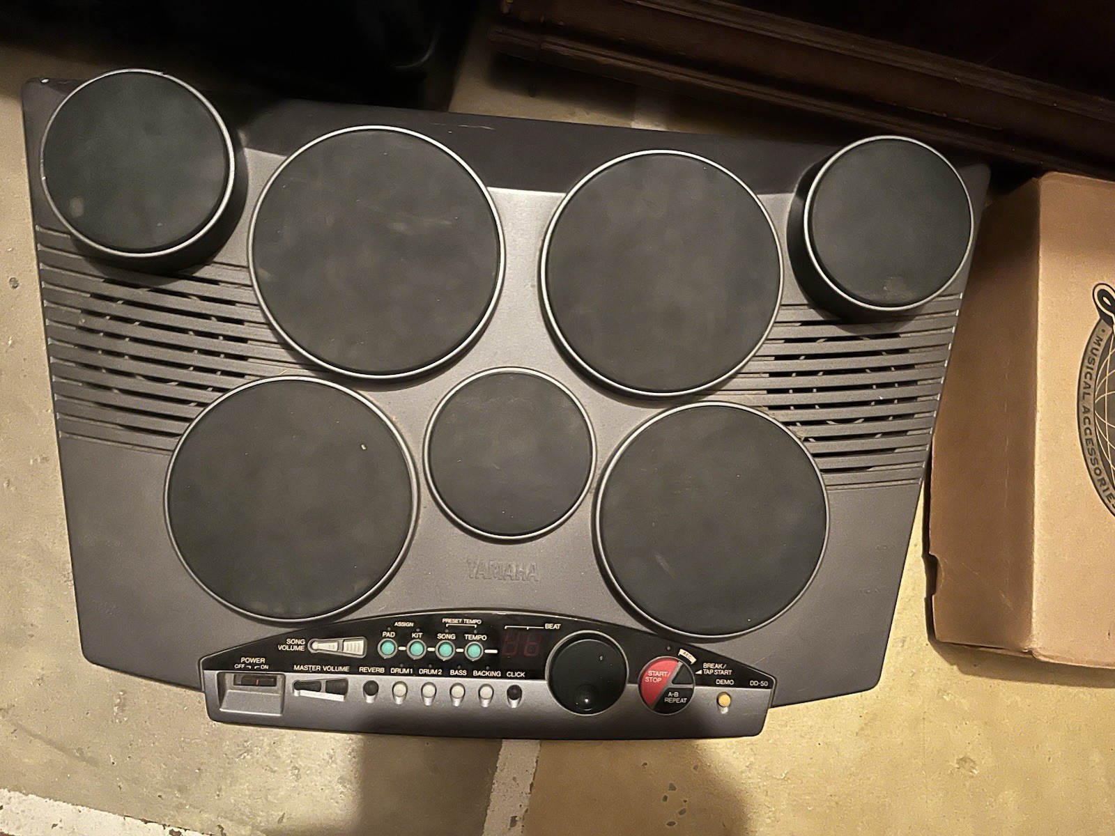 Yamaha DD-50 Digital Drum Pad, 7 Pads, Built-in Effects, Programmable